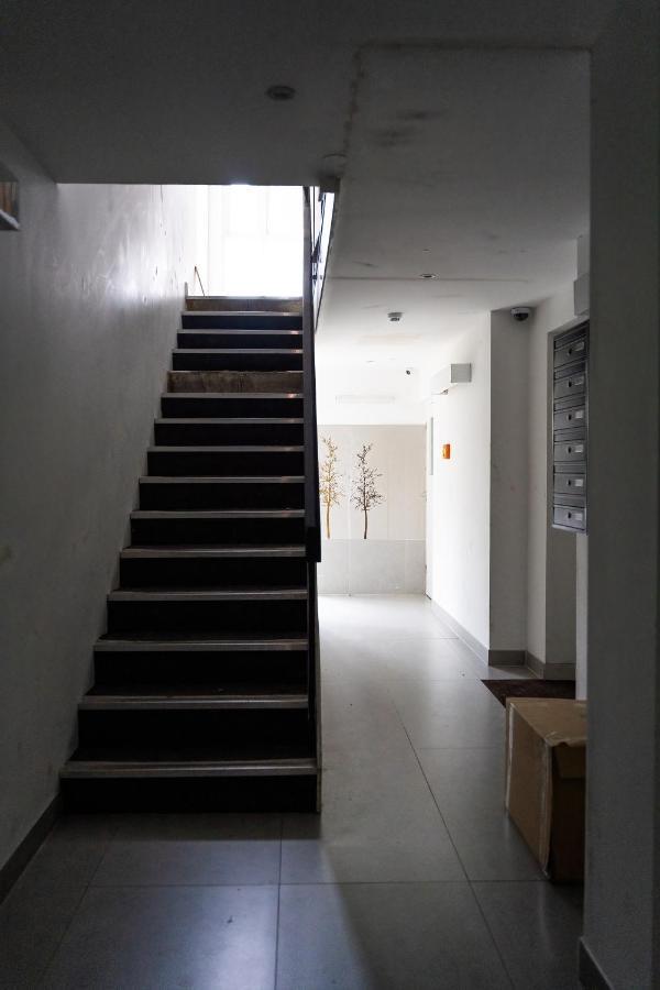 Chic 3 Bed Apartment Near London Bridge With Balcony Exterior photo
